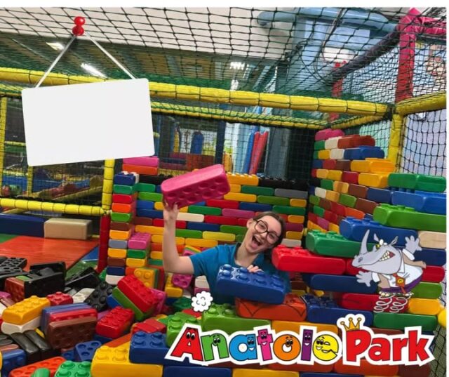 🎉 Vacances = fun garanti !🎉
Marre des écrans ?
👉  direction Anatole Park  !
📆 ouvert tous les jours pendant les vacances  !!🥳
# anatolepark  #parcindoorenfants  #famille #castres_ma_ville #fun